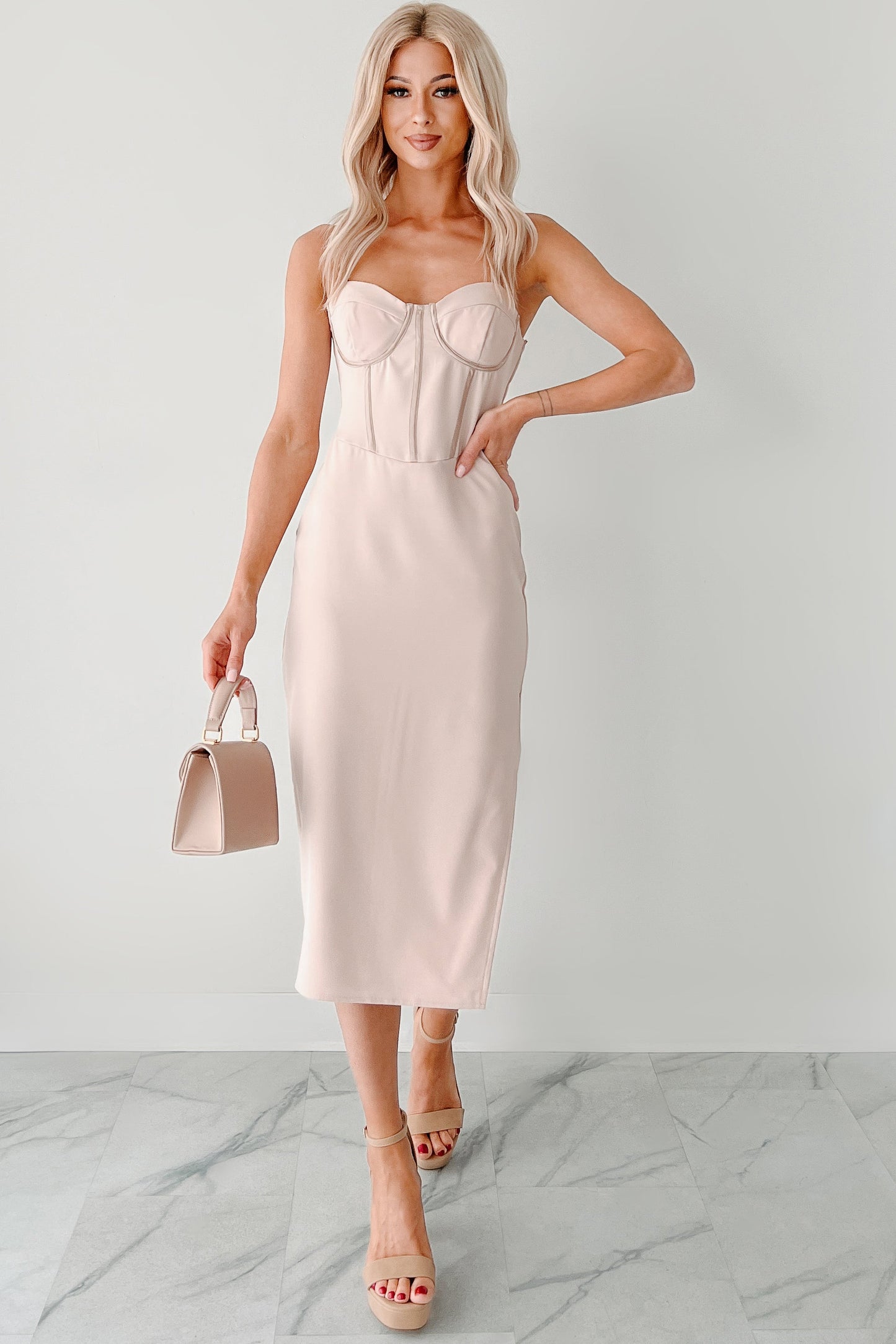 Truly Amazing Sweetheart Midi Dress (Pale Rose)